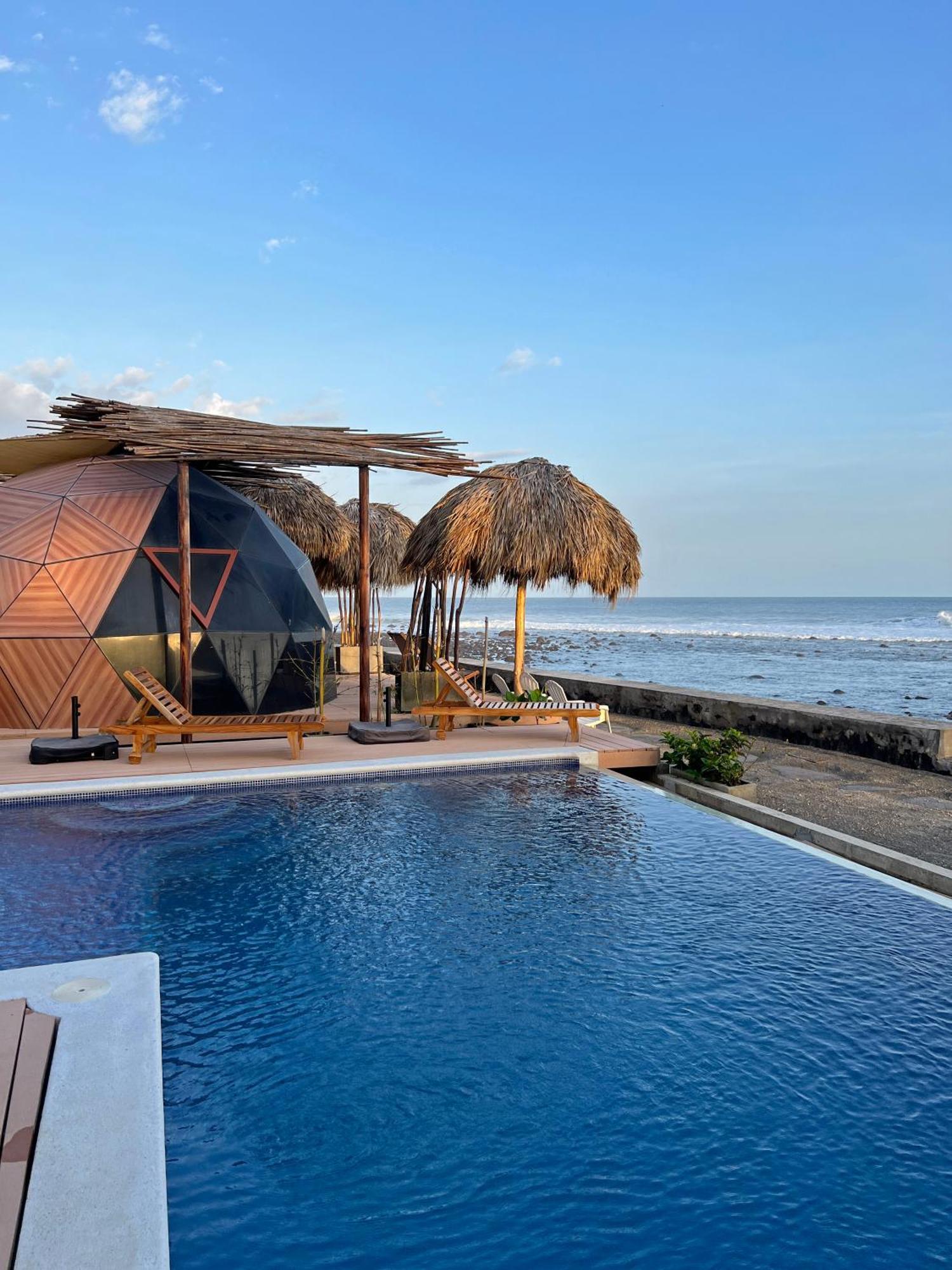 Almare Zonte - Beachfront Glamping Hotel El Zonte Exteriör bild