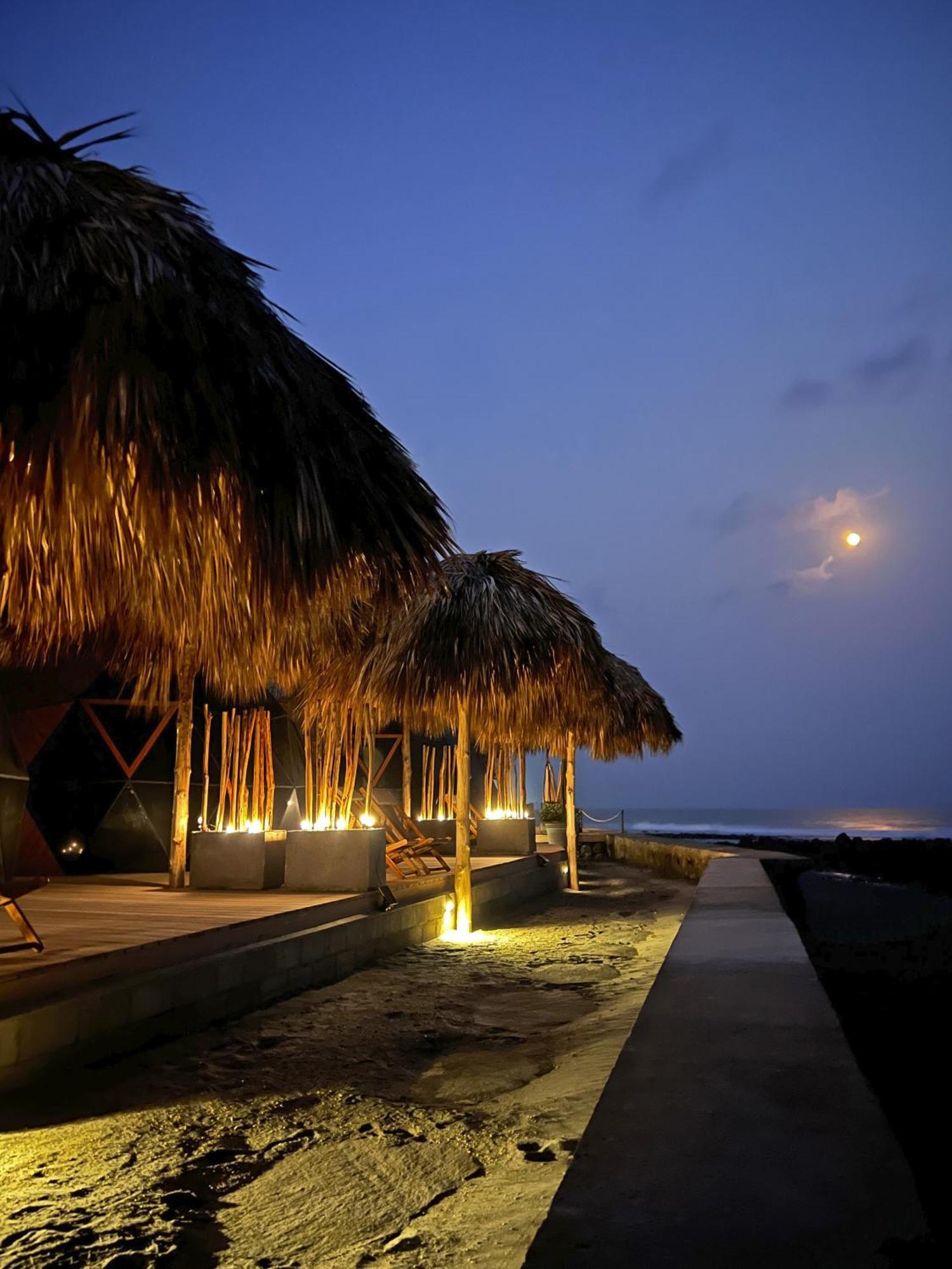 Almare Zonte - Beachfront Glamping Hotel El Zonte Exteriör bild