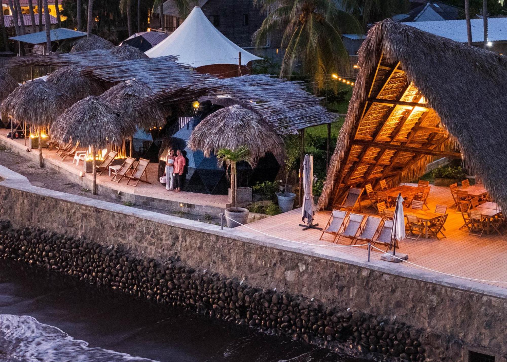 Almare Zonte - Beachfront Glamping Hotel El Zonte Exteriör bild
