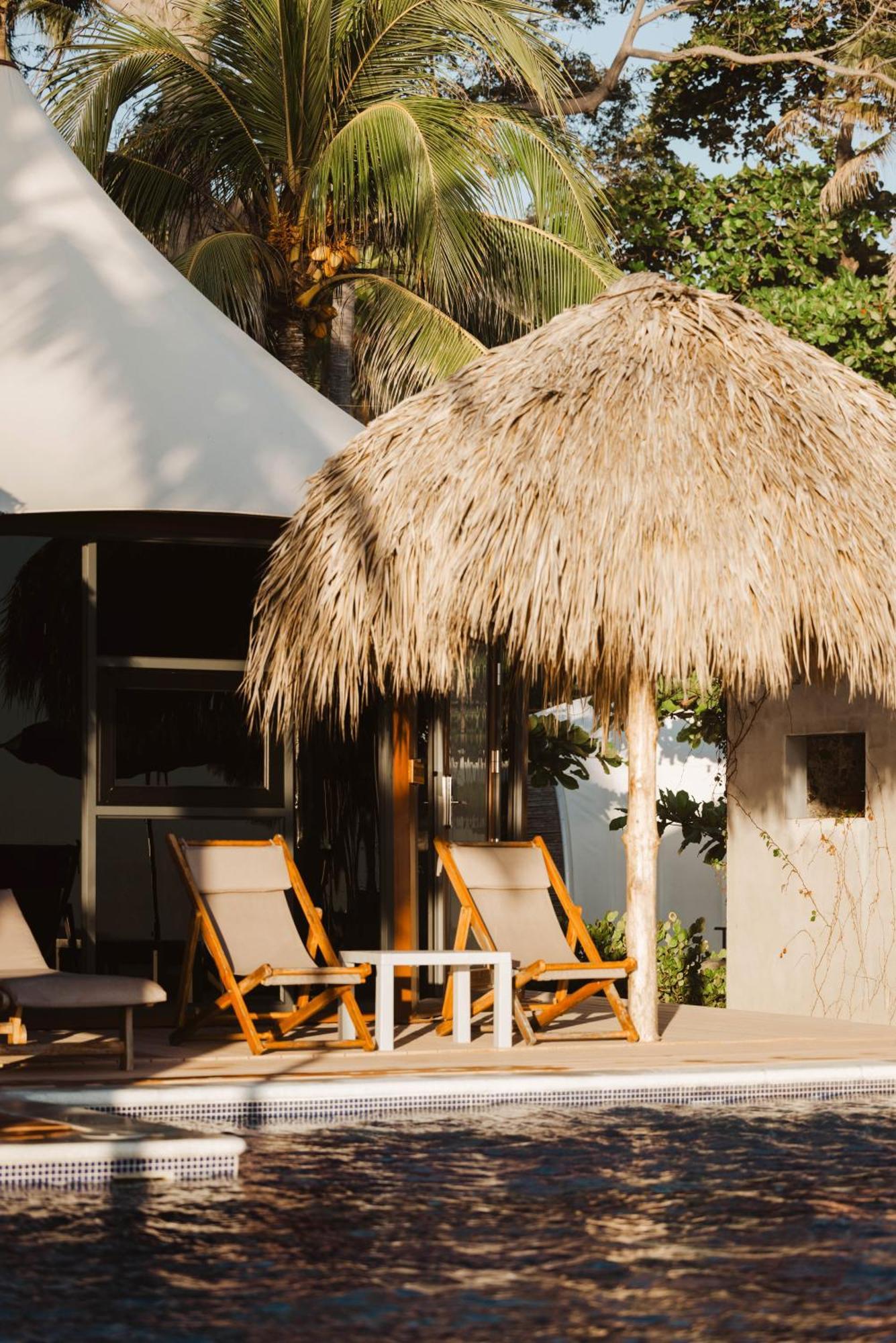 Almare Zonte - Beachfront Glamping Hotel El Zonte Exteriör bild